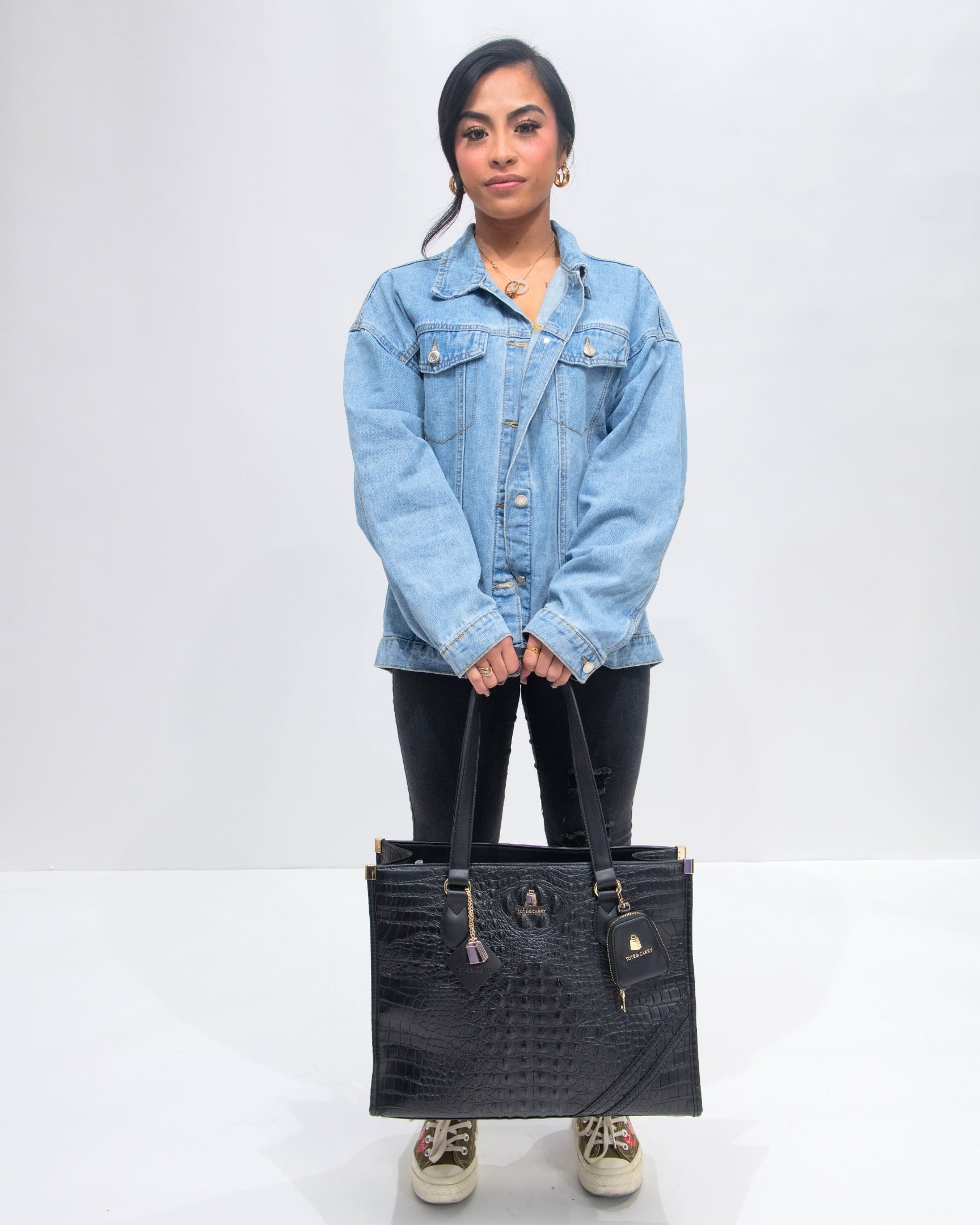 Classic City Tote Bag in Black
