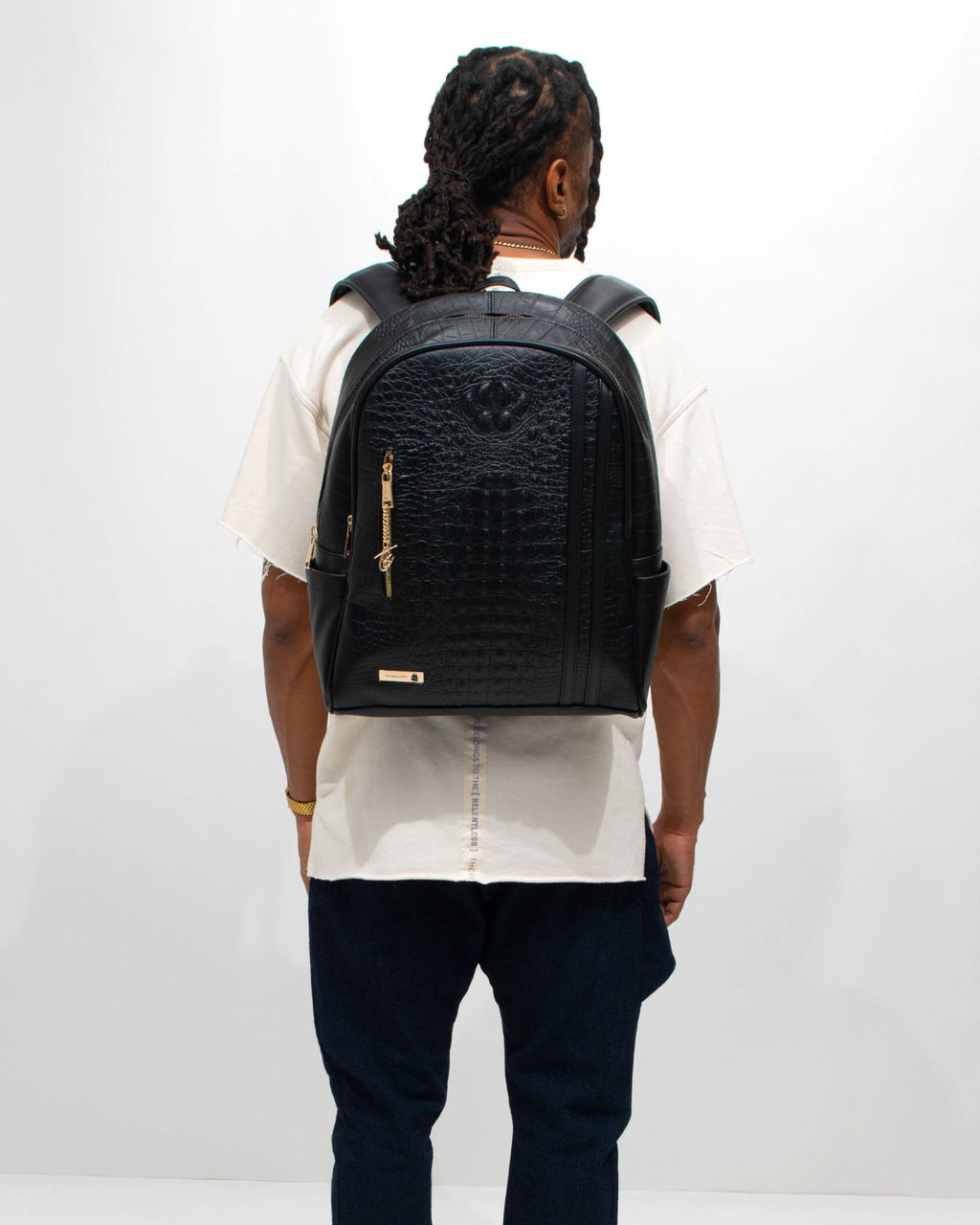 Classic Traveler Backpack in Black