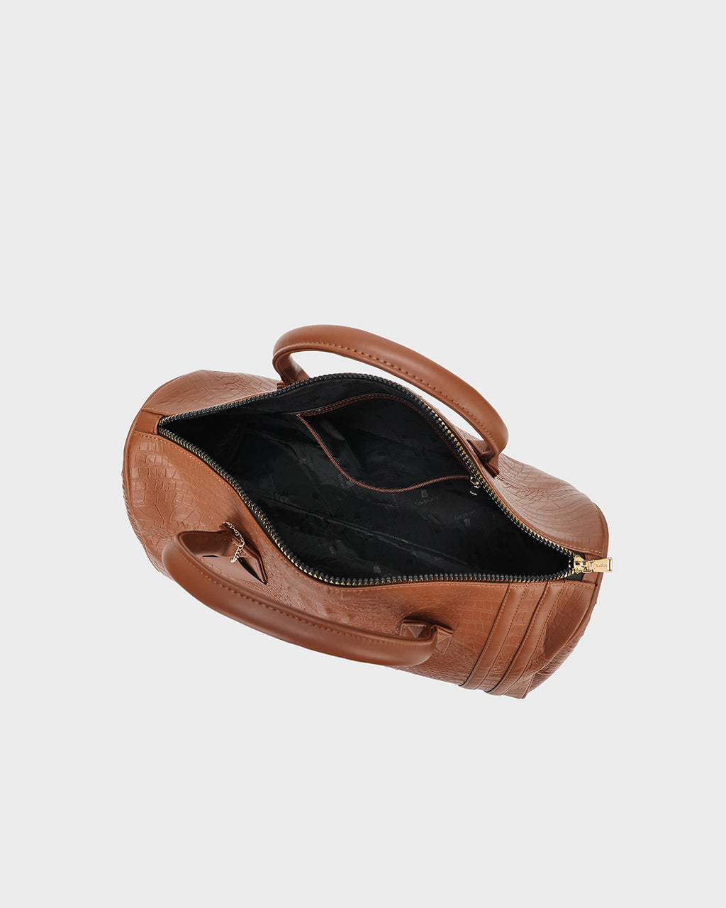 Classic Weekender Duffle Bag in Caramel