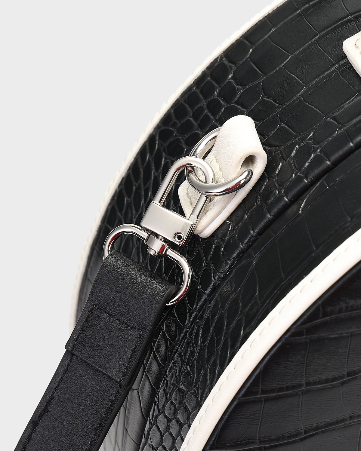 Croc Orb Bag in Black