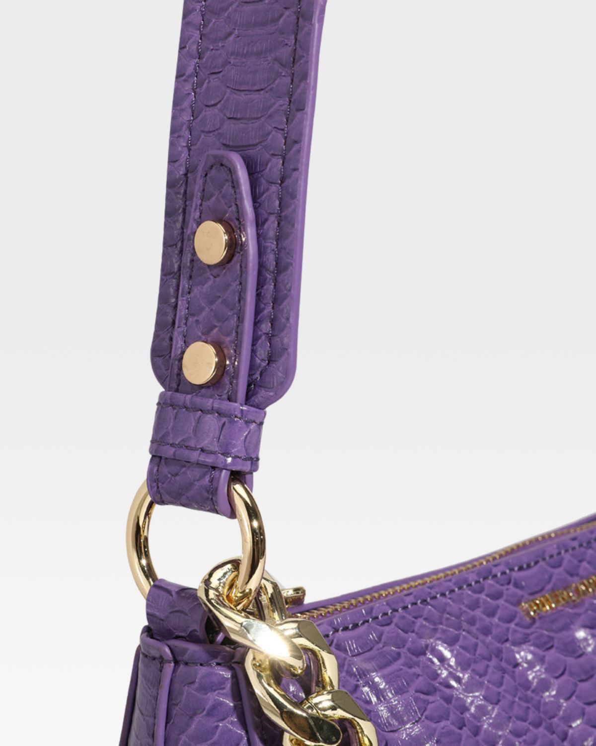Exotic Shoulder Bag in Purple