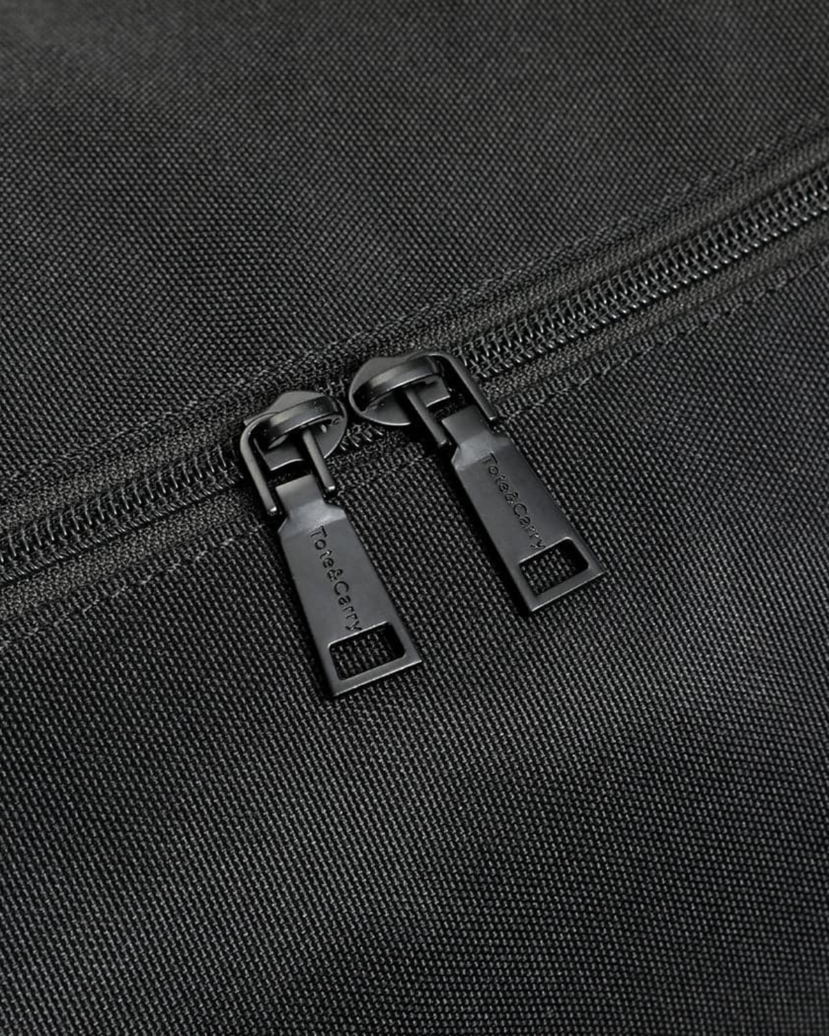 Gym Traveler Duffle Bag in Black