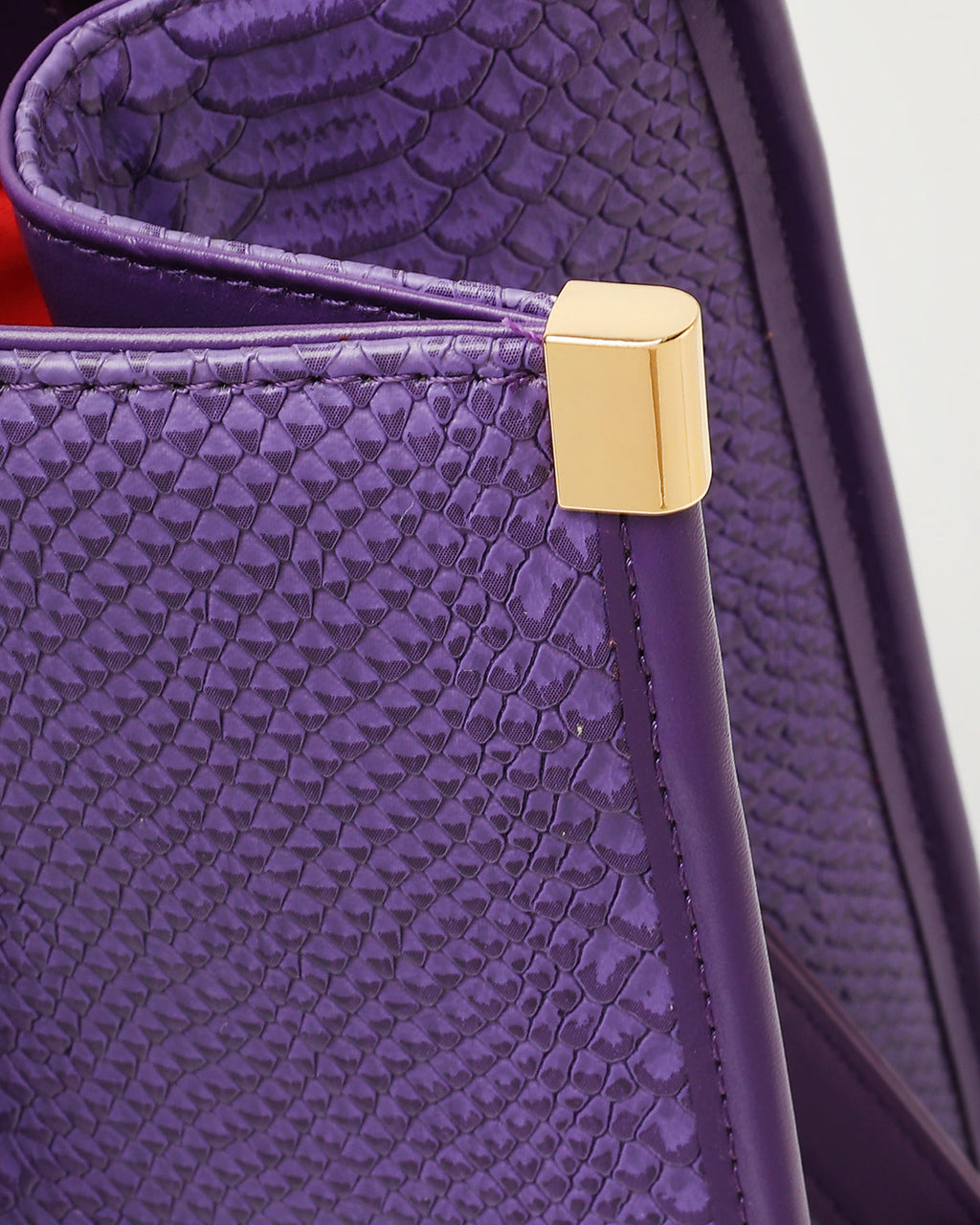 Signature City Tote Bag in Purple