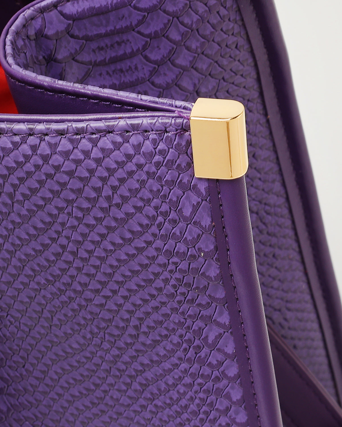 Signature City Tote Bag in Purple