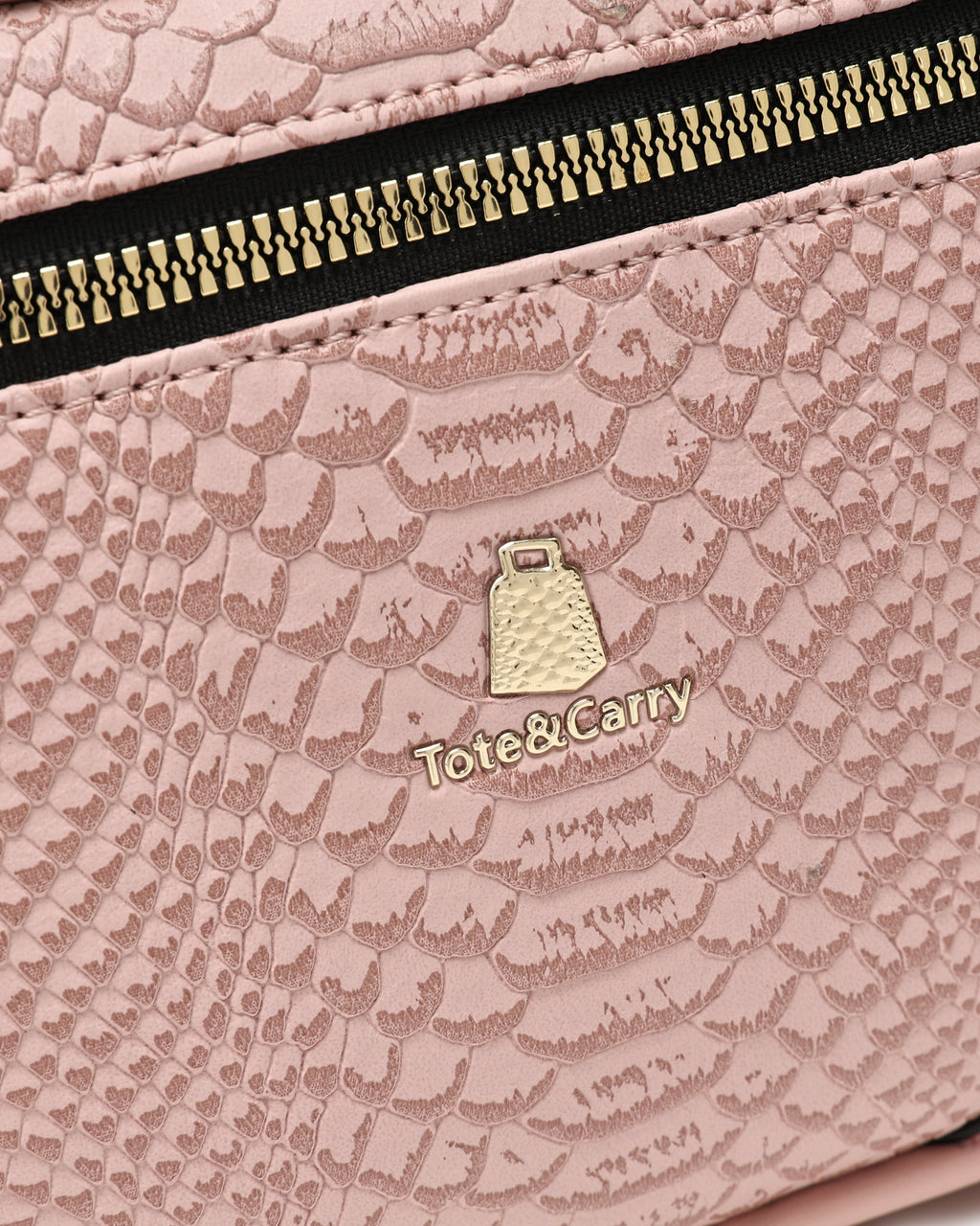 Signature Essential Toiletry Bag in Pink