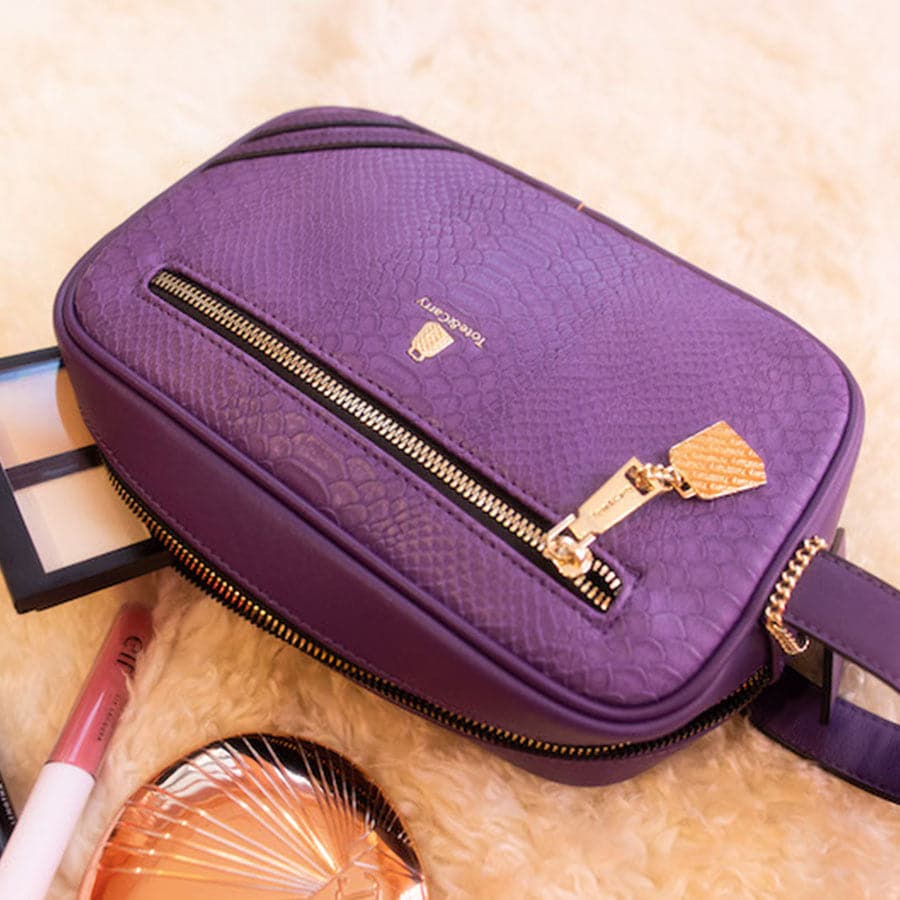 Signature Essential Toiletry Bags