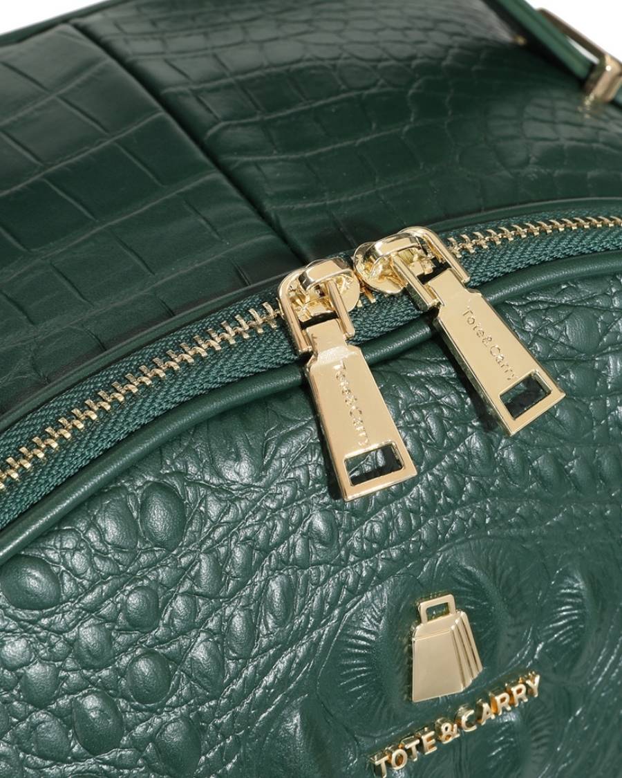 Statement Commuter Backpack in Emerald