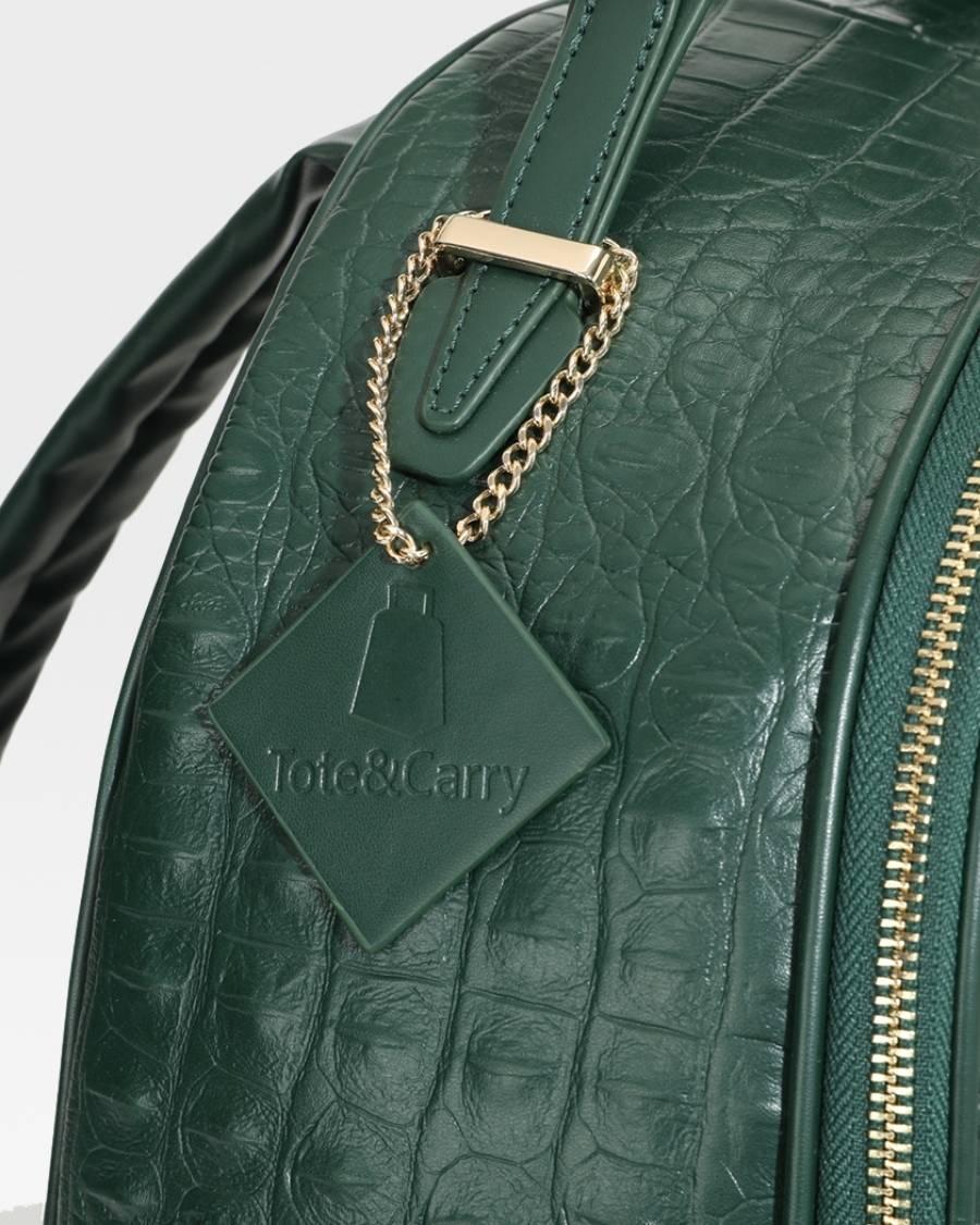 Statement Commuter Backpack in Emerald